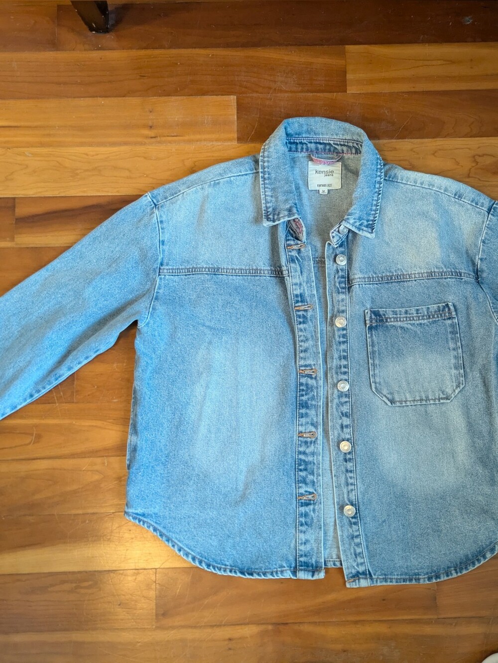 NWOT Kensie VintageLuxe Light Blue Denim Button-Up Shirt Jacket